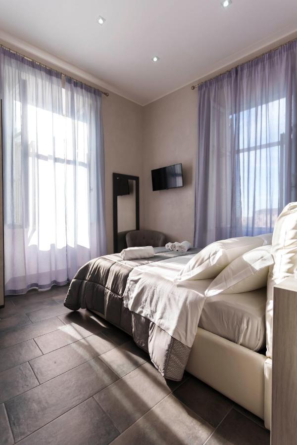 Julia Luxury Suite ローマ エクステリア 写真